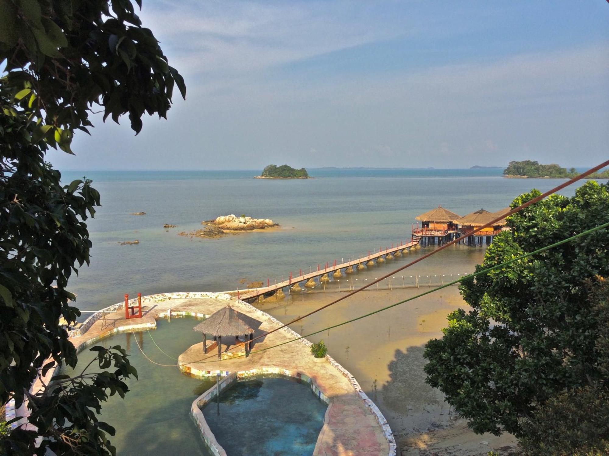 Loola Adventure Resort 텔루크바카우 외부 사진