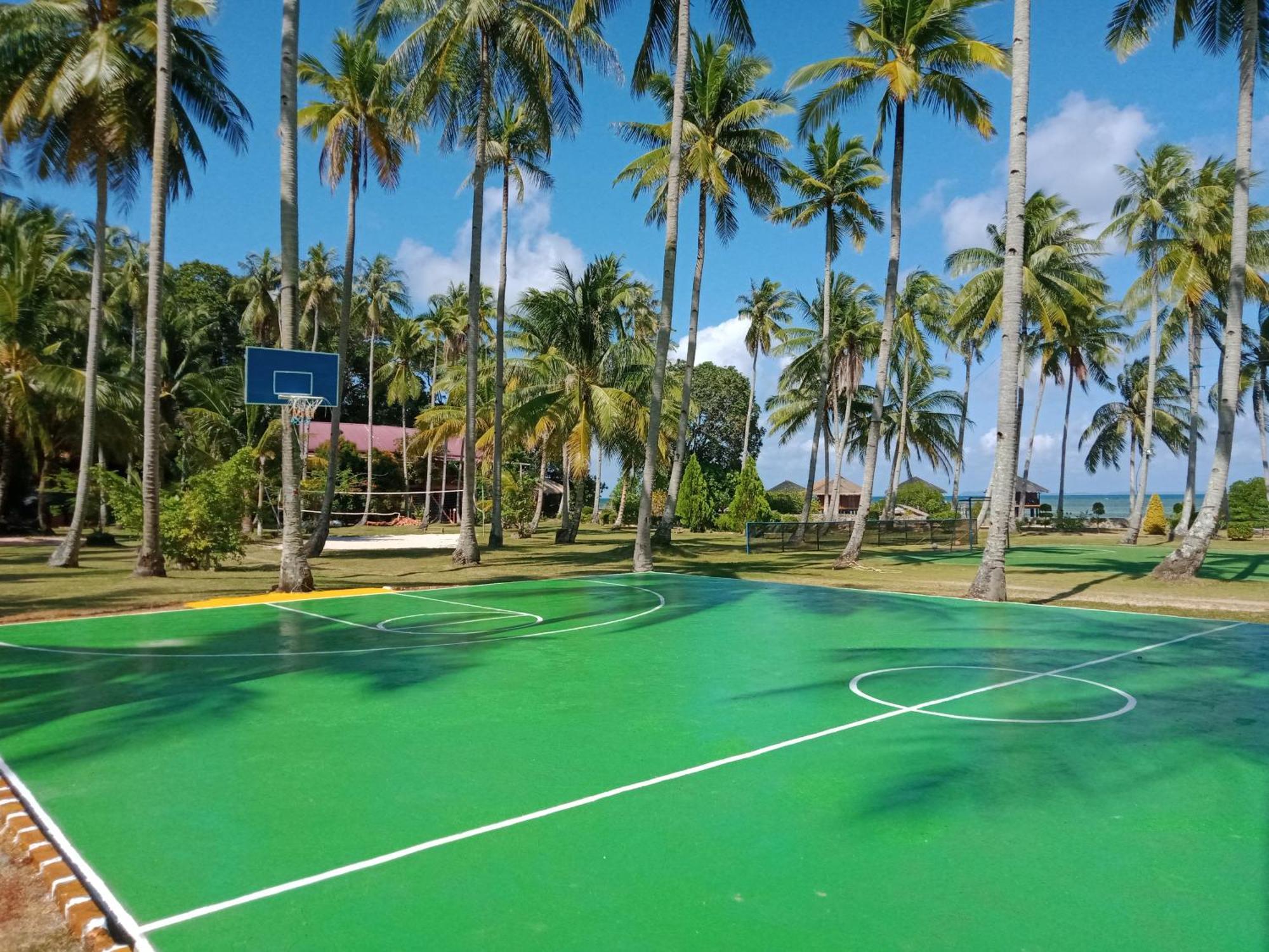 Loola Adventure Resort 텔루크바카우 외부 사진